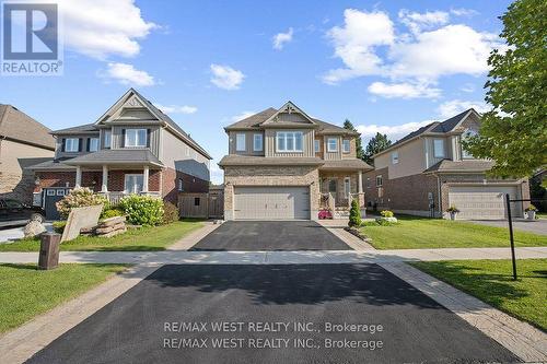 47 Burt Avenue, New Tecumseth, ON - Outdoor With Facade