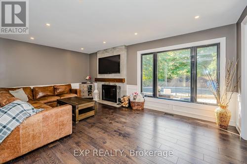 1340 Greeneagle Drive, Oakville, ON - Indoor Photo Showing Living Room With Fireplace