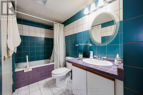 812 - 95 Trailwood Drive, Mississauga, ON - Indoor Photo Showing Bathroom