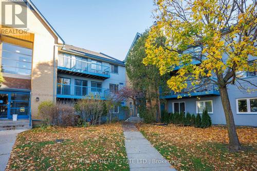 812 - 95 Trailwood Drive, Mississauga, ON - Outdoor With Facade