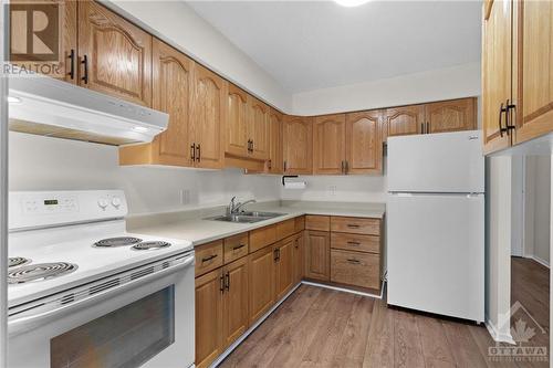 158C Mcarthur Avenue Unit#709, Ottawa, ON - Indoor Photo Showing Kitchen With Double Sink