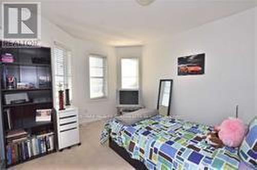 869 Scott Boulevard, Milton, ON - Indoor Photo Showing Bedroom