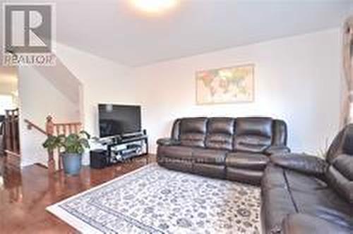 869 Scott Boulevard, Milton, ON - Indoor Photo Showing Living Room