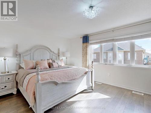 1316 Whitney Terrace, Milton, ON - Indoor Photo Showing Bedroom