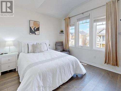 1316 Whitney Terrace, Milton, ON - Indoor Photo Showing Bedroom