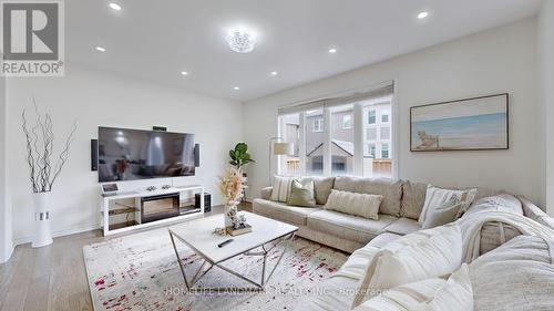 1316 Whitney Terrace, Milton, ON - Indoor Photo Showing Living Room