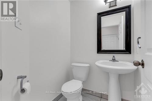 307 Applecross Crescent, Ottawa, ON - Indoor Photo Showing Bathroom