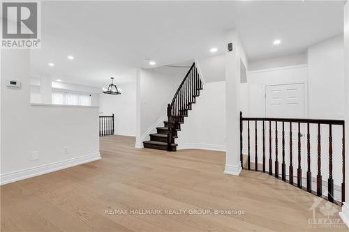 307 Applecross Crescent, Ottawa, ON - Indoor Photo Showing Other Room