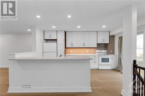 307 Applecross Crescent, Ottawa, ON - Indoor Photo Showing Kitchen