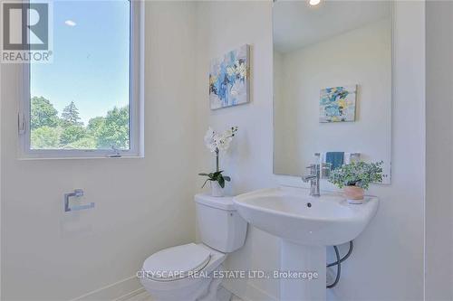 7 - 107 Concession Street, Cambridge, ON - Indoor Photo Showing Bathroom