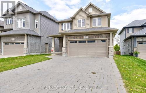 1573 Horseshoe Crescent, London, ON - Outdoor With Facade