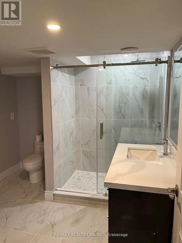 1573 Horseshoe Crescent, London, ON - Indoor Photo Showing Bathroom