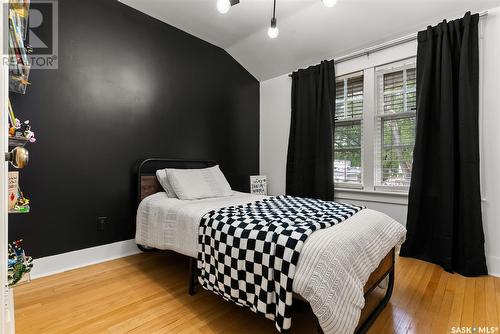 2106 Montague Street, Regina, SK - Indoor Photo Showing Bedroom