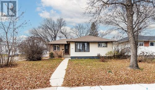 401 S Avenue N, Saskatoon, SK - Outdoor