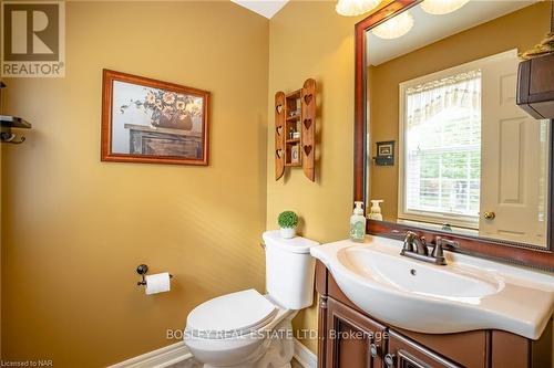 20 Robertson Road, Niagara-On-The-Lake, ON - Indoor Photo Showing Bathroom