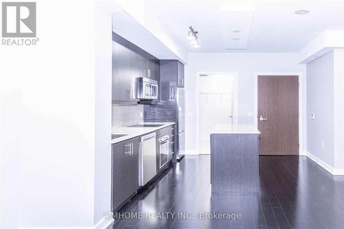 2503 - 1 The Esplanade, Toronto, ON - Indoor Photo Showing Kitchen