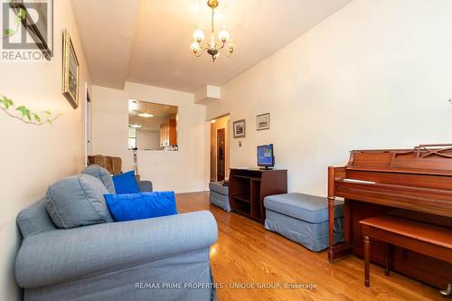 21 Cambridge Avenue, Toronto, ON - Indoor Photo Showing Living Room