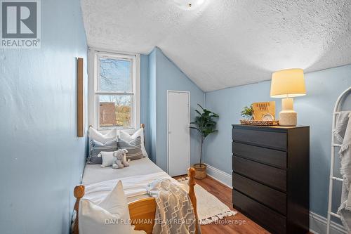 269 Court Street, Oshawa, ON - Indoor Photo Showing Bedroom