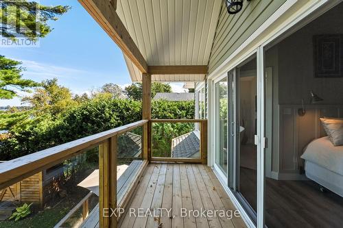 21 Pinery Lane, Georgina, ON - Outdoor With Balcony With Exterior