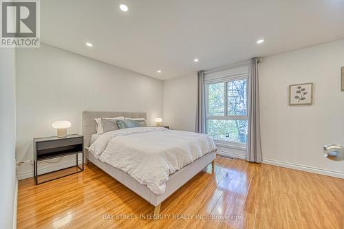 100 Rusty Crestway, Toronto, ON - Indoor Photo Showing Bedroom