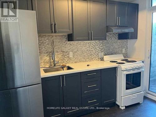 330 E B - 278 Buchanan Drive, Markham, ON - Indoor Photo Showing Kitchen