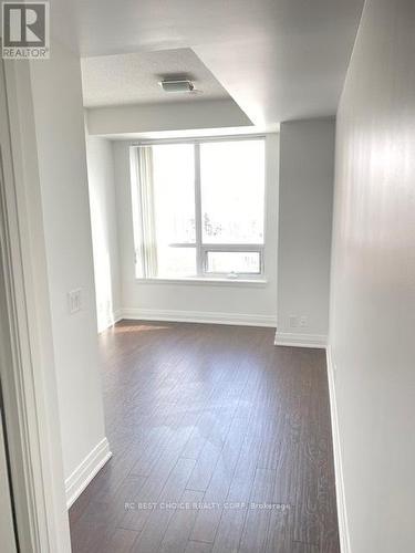 1505 - 520 Steeles Avenue W, Vaughan, ON - Indoor Photo Showing Other Room