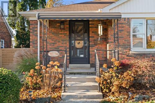 36 Arnold Street, Chatham, ON - Outdoor