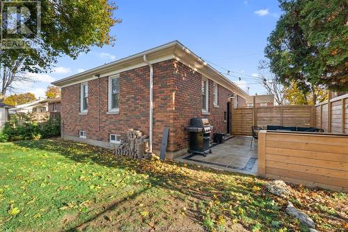 36 Arnold Street, Chatham, ON - Outdoor With Exterior