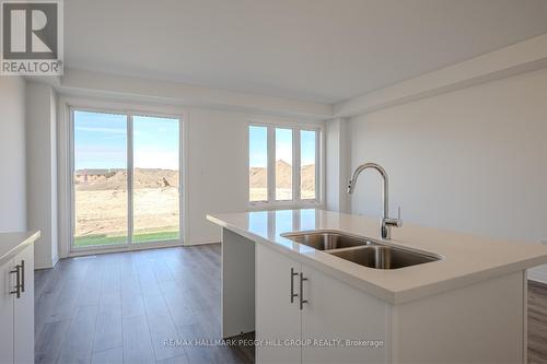 11 Sagewood Avenue, Barrie, ON - Indoor Photo Showing Kitchen With Double Sink