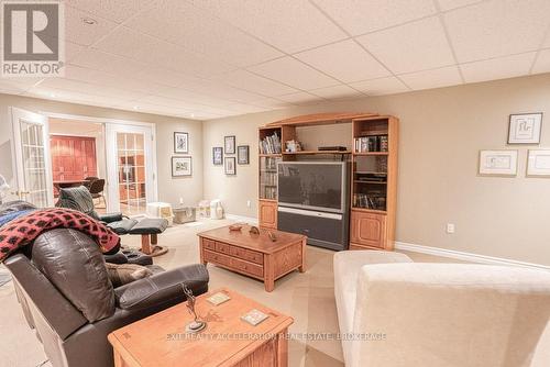 390 Denridge Road, Stone Mills, ON - Indoor Photo Showing Living Room