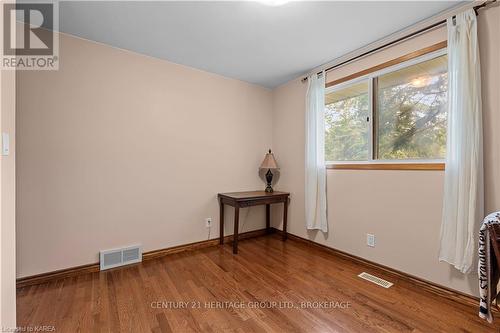 715 High Gate Park Drive, Kingston (South Of Taylor-Kidd Blvd), ON - Indoor Photo Showing Other Room