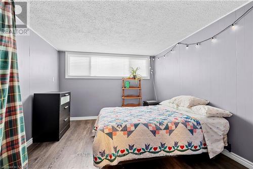 715 High Gate Park Drive, Kingston (South Of Taylor-Kidd Blvd), ON - Indoor Photo Showing Bedroom