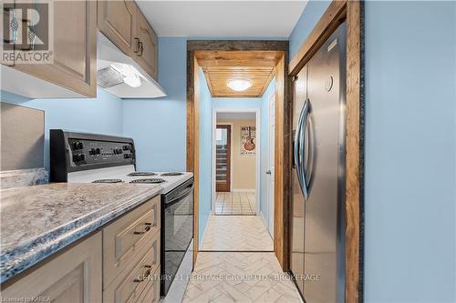 715 High Gate Park Drive, Kingston (South Of Taylor-Kidd Blvd), ON - Indoor Photo Showing Kitchen