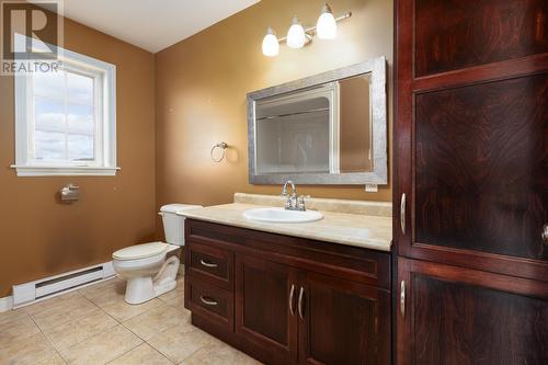 8 Soloman Close, Bay Bulls, NL - Indoor Photo Showing Bathroom