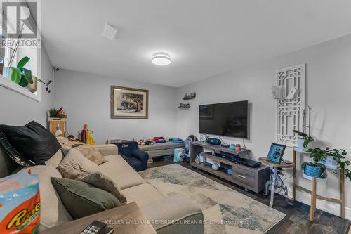 Lower - 314 Atlas Avenue, Toronto, ON - Indoor Photo Showing Living Room