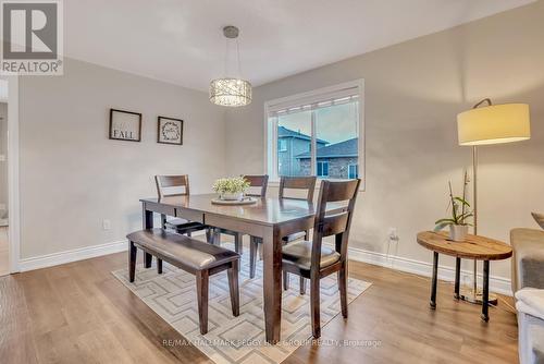 414 Greenwood Drive, Essa, ON - Indoor Photo Showing Dining Room