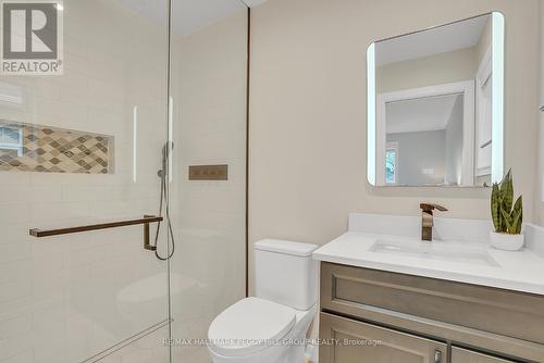 414 Greenwood Drive, Essa, ON - Indoor Photo Showing Bathroom