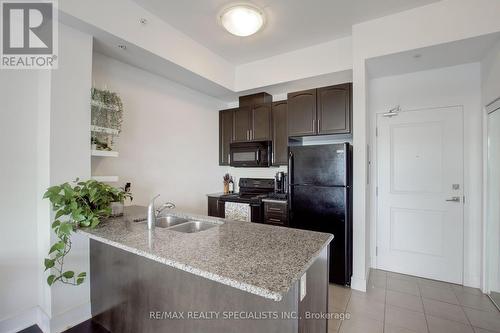 410 - 5020 Corporate Drive, Burlington, ON - Indoor Photo Showing Kitchen With Double Sink