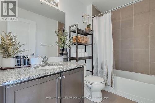 410 - 5020 Corporate Drive, Burlington, ON - Indoor Photo Showing Bathroom