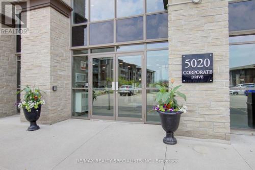 410 - 5020 Corporate Drive, Burlington, ON - Outdoor