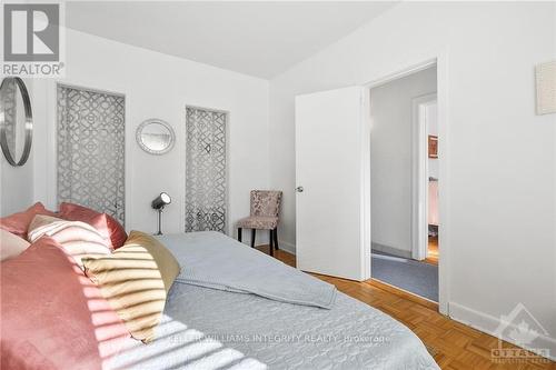 155 Glynn Avenue, Ottawa, ON - Indoor Photo Showing Bedroom