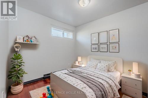 550 Parkview Crescent, Cambridge, ON - Indoor Photo Showing Bedroom