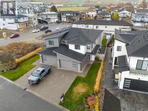 1938 Hemmerling Court, Kelowna, BC - Outdoor