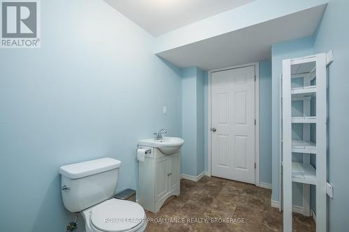 1111 Crossfield Avenue, Kingston (City Northwest), ON - Indoor Photo Showing Bathroom