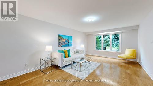 20 Elkpath Avenue, Toronto, ON - Indoor Photo Showing Living Room