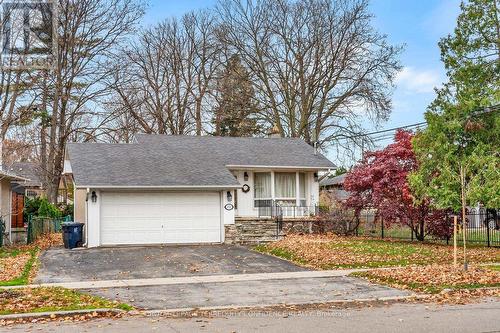 132 Meadowbank Road, Toronto, ON - Outdoor With Facade