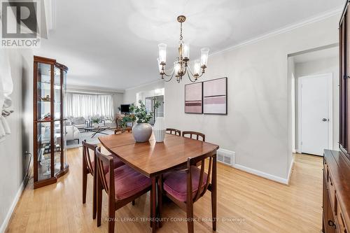 132 Meadowbank Road, Toronto, ON - Indoor Photo Showing Dining Room