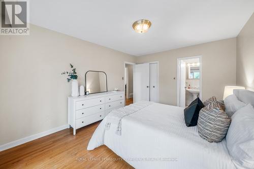 132 Meadowbank Road, Toronto, ON - Indoor Photo Showing Bedroom