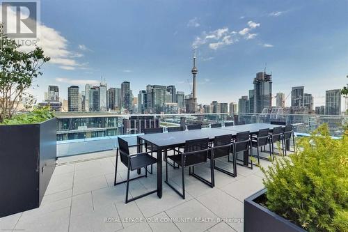 722 - 505 Richmond Street W, Toronto, ON - Outdoor With View