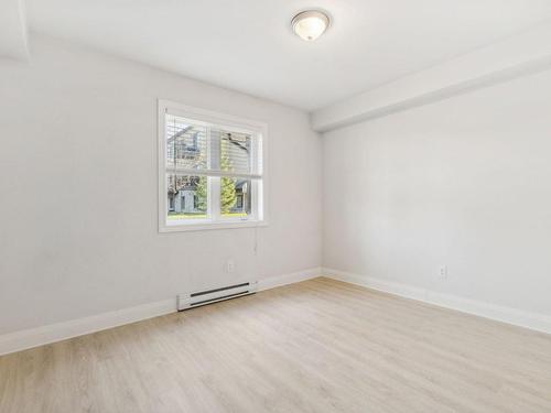 Bedroom - 1-11 Rue Arthur-Graveline, Gatineau (Aylmer), QC - Indoor Photo Showing Other Room